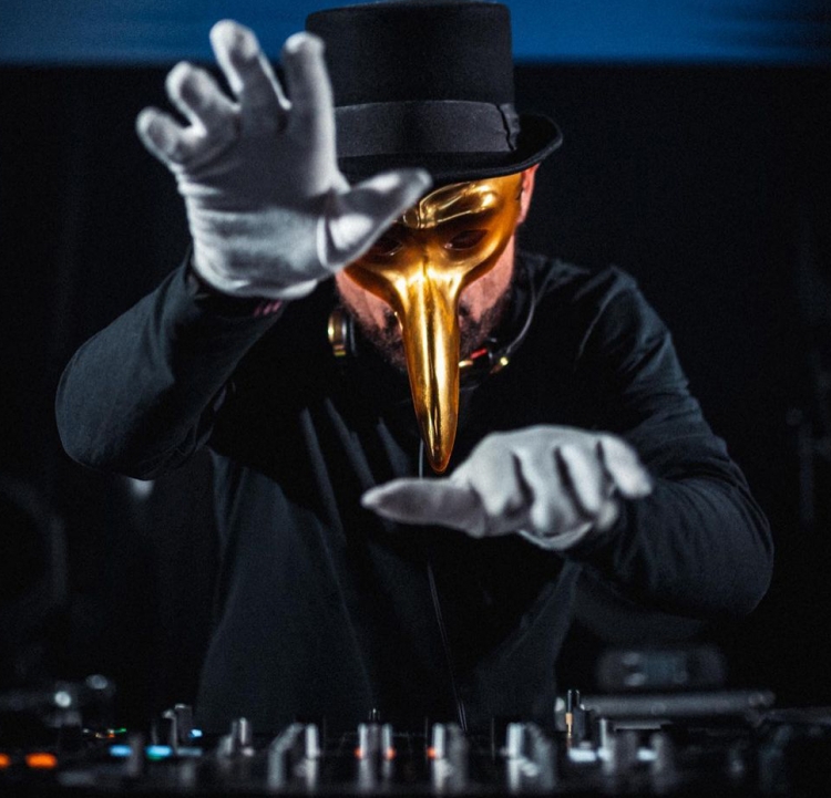 Claptone